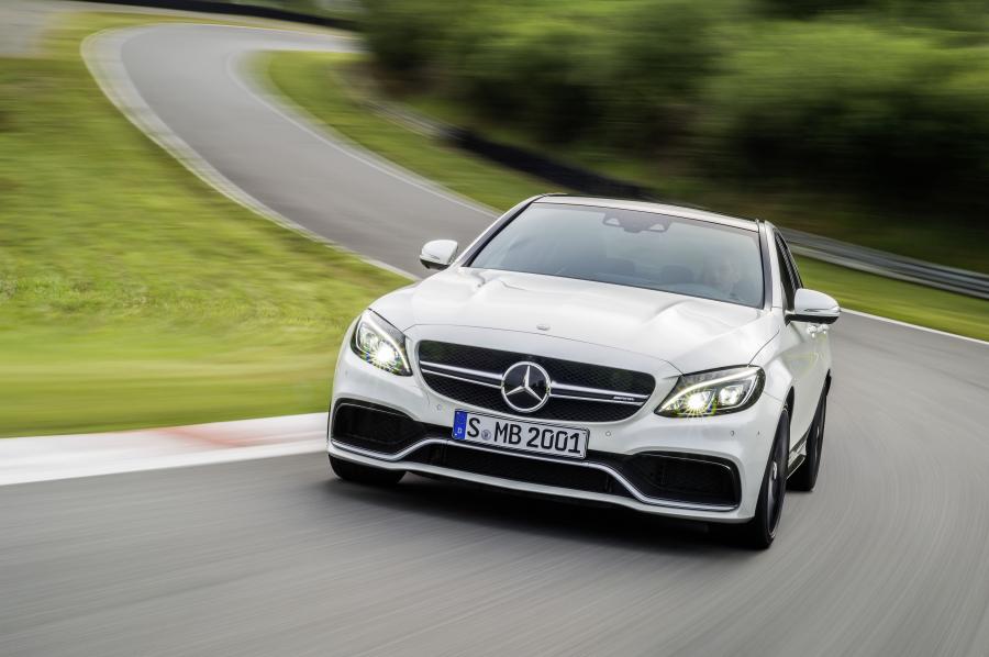  Mercedes-AMG C63 S 2014 года  (фото 11 из 21)